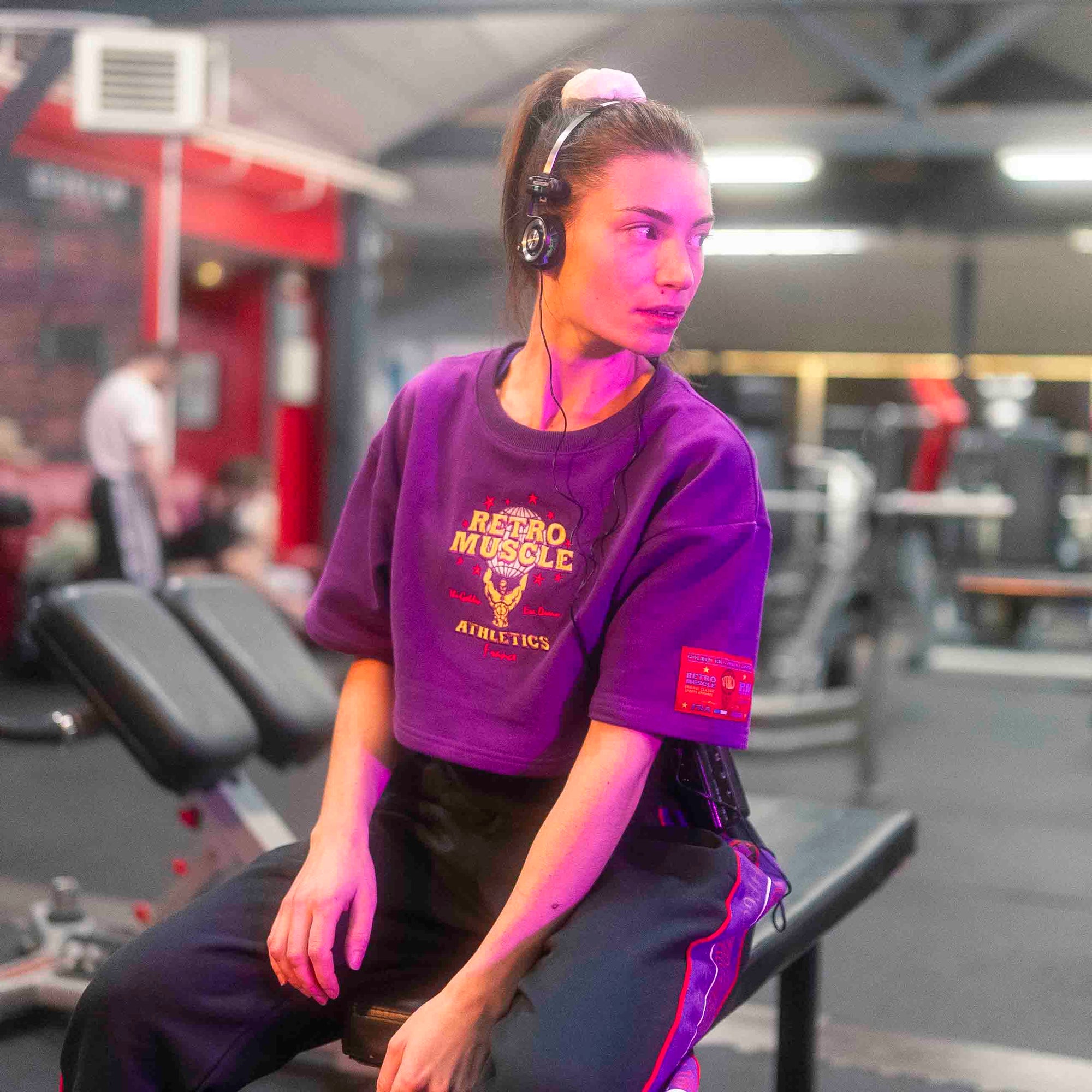 Retro Sweat-Crop-Top Brodé | Mauve