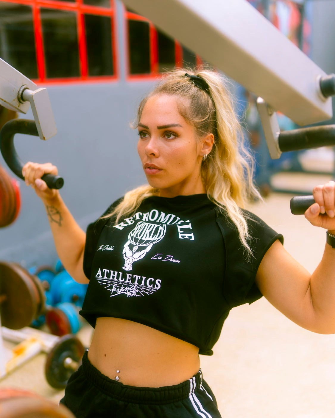 Vintage Ripped Crop-Top | Black