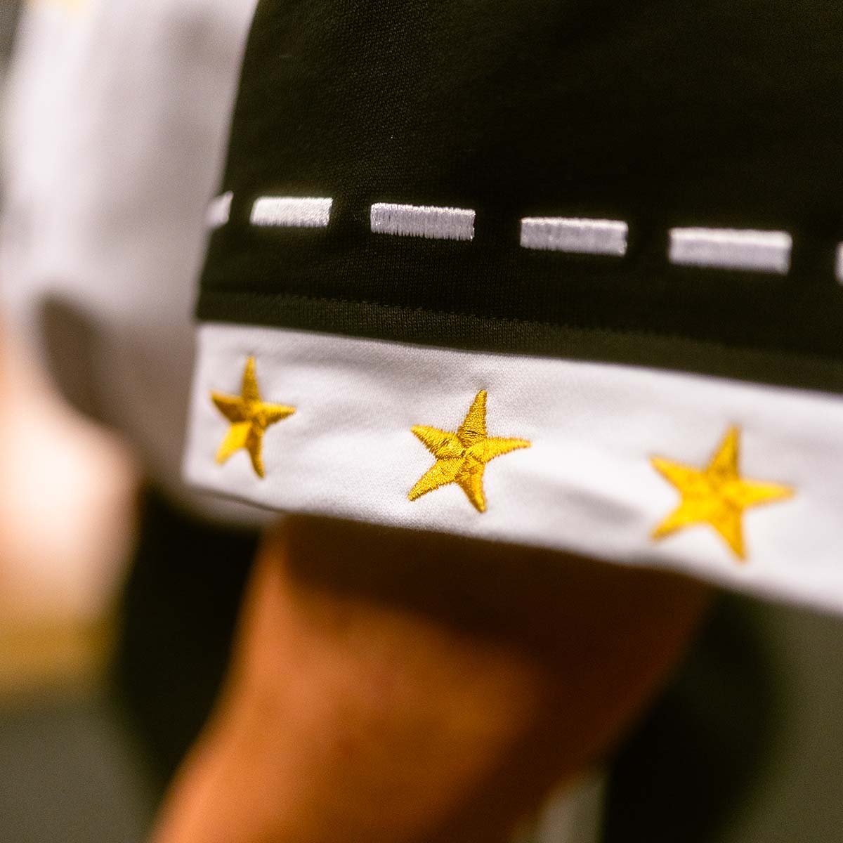 Vintage Star Embroidered Pump Cover | Black